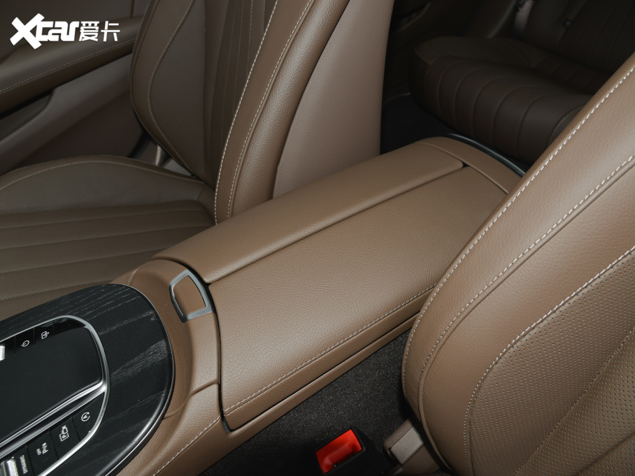 2022YE Ŀ E 300 L F