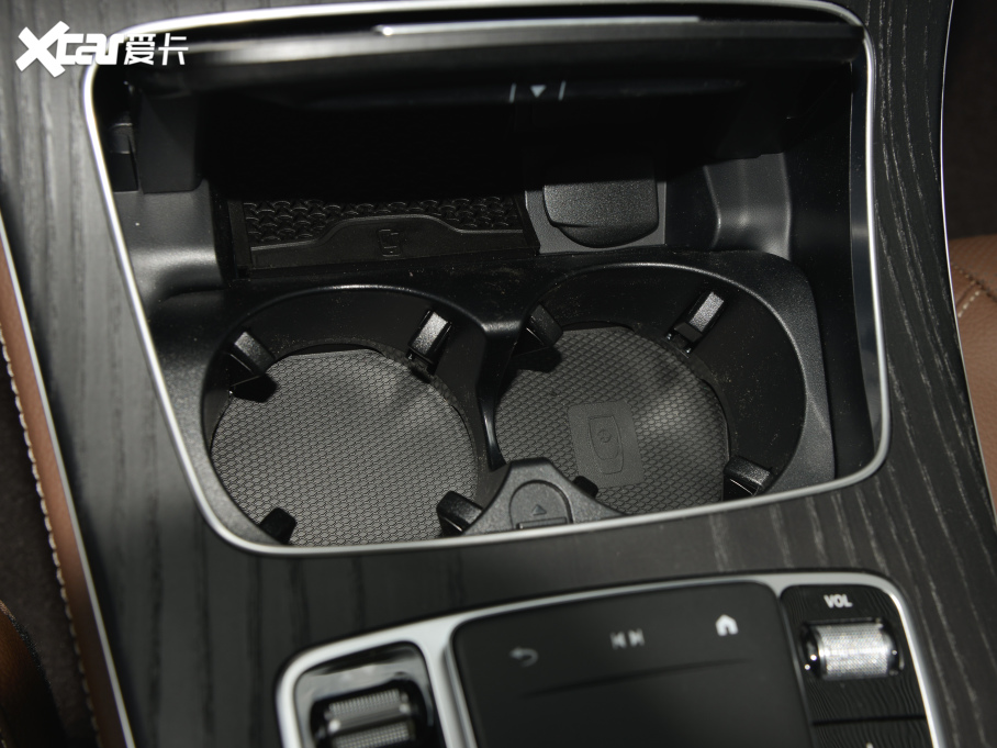 2022YE Ŀ E 300 L F