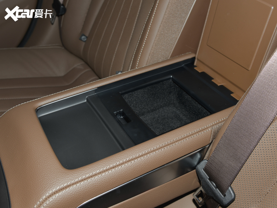 2022YE Ŀ E 300 L F