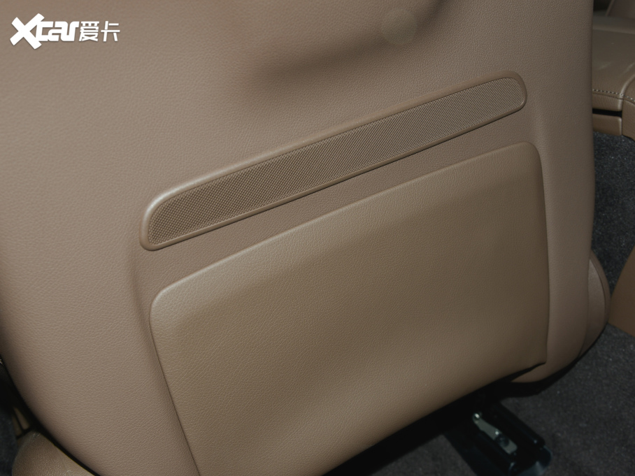 2022YE Ŀ E 300 L F