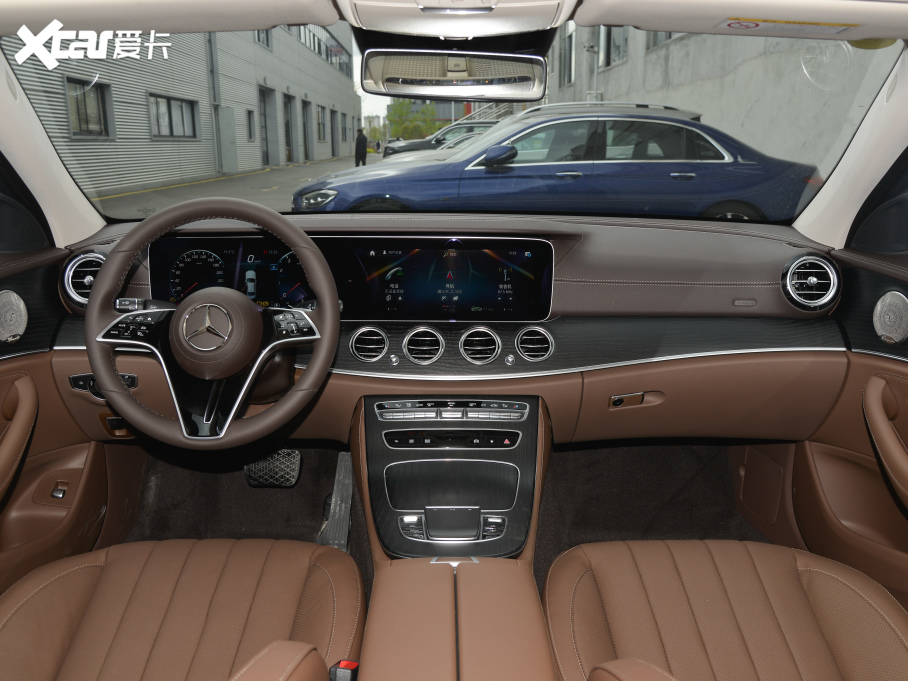 2022YE Ŀ E 300 L F