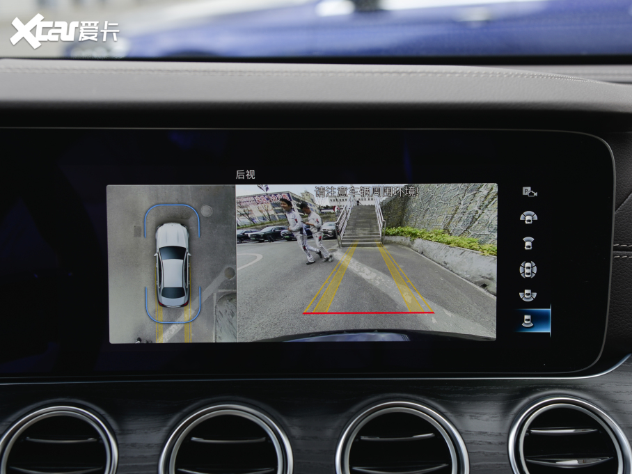 2022YE Ŀ E 300 L F