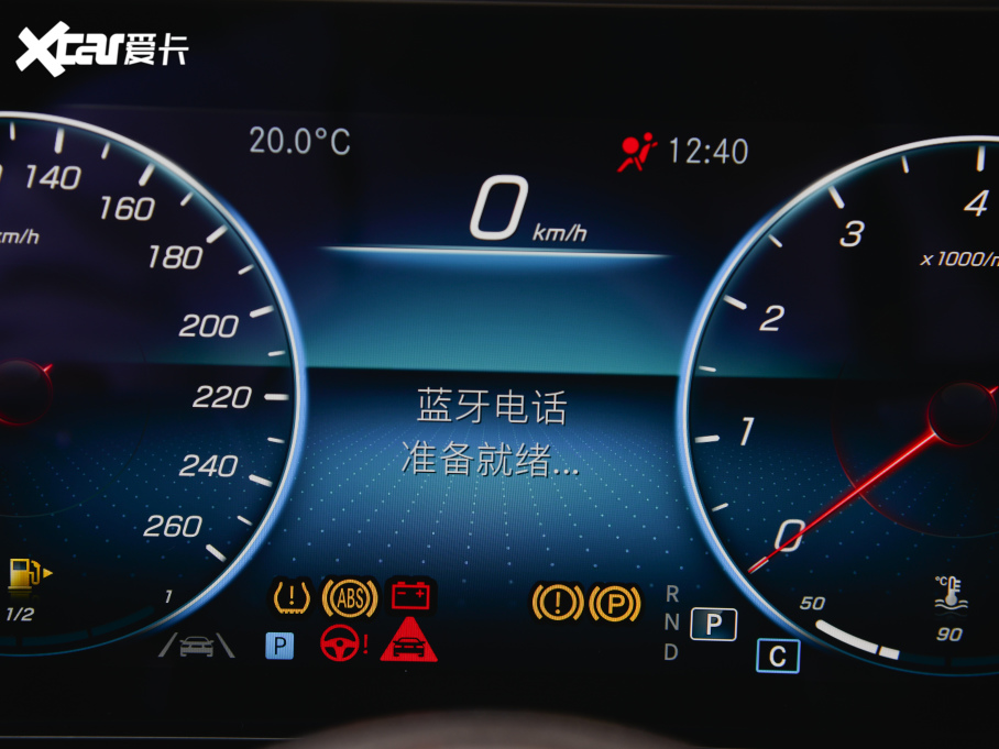 2022YE Ŀ E 300 L F