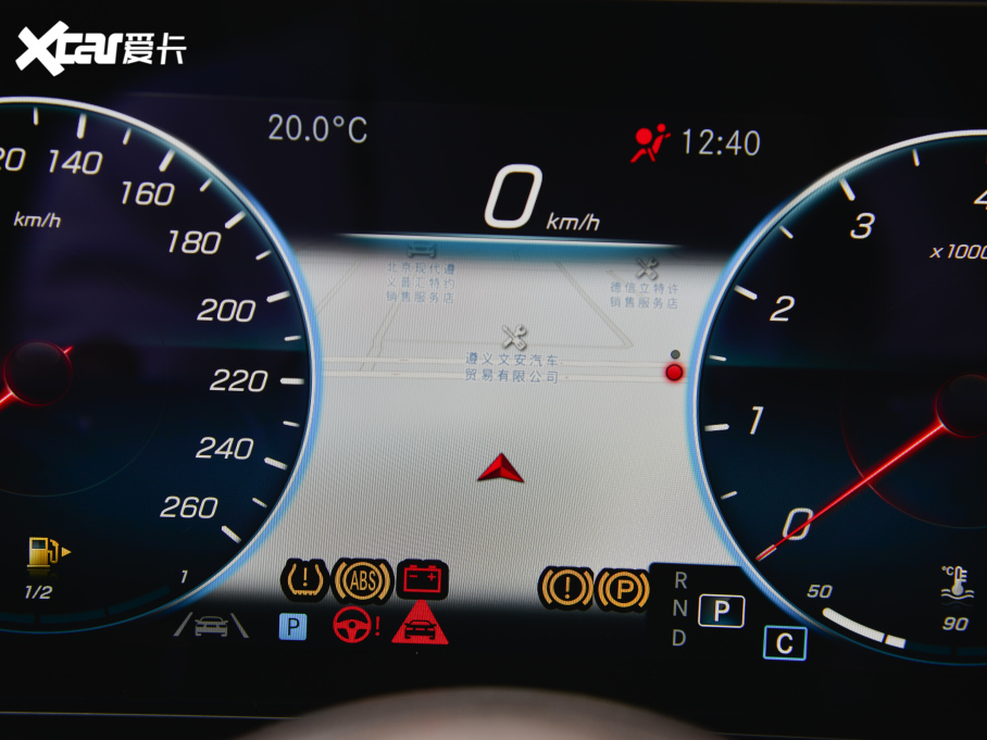 2022YE Ŀ E 300 L F