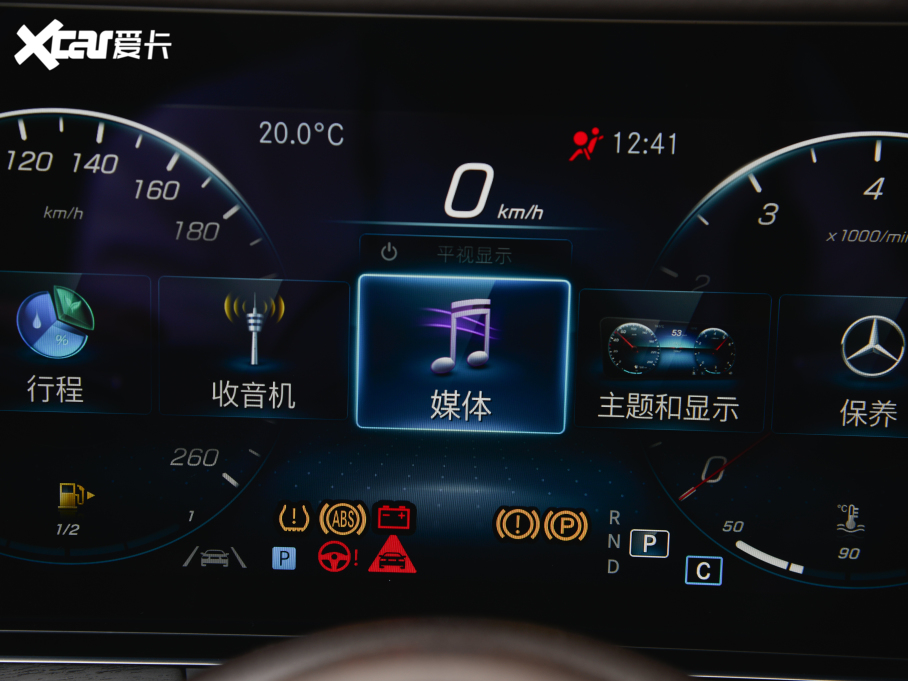 2022YE Ŀ E 300 L F