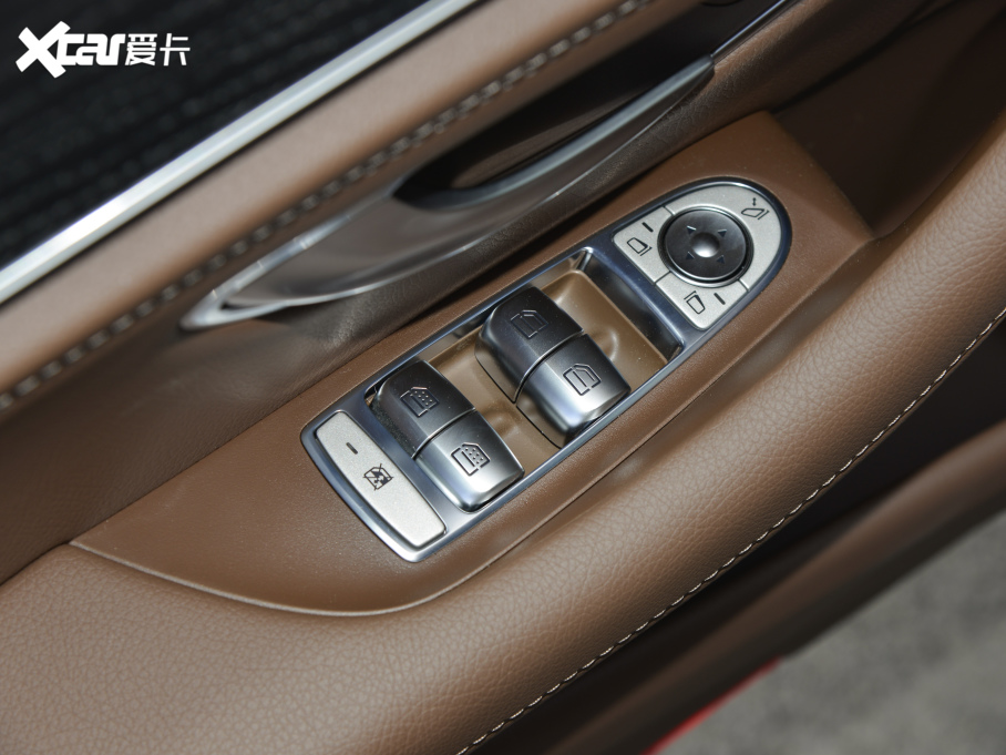 2022YE(j) Ŀ E 300 L F