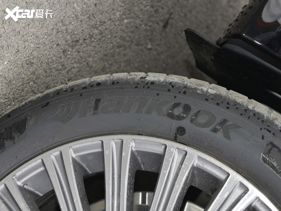 2022��YE�� �Ŀ�� E 300 L �r����