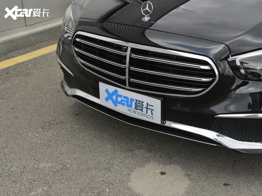 2022��YE�� �Ŀ�� E 300 L �r����