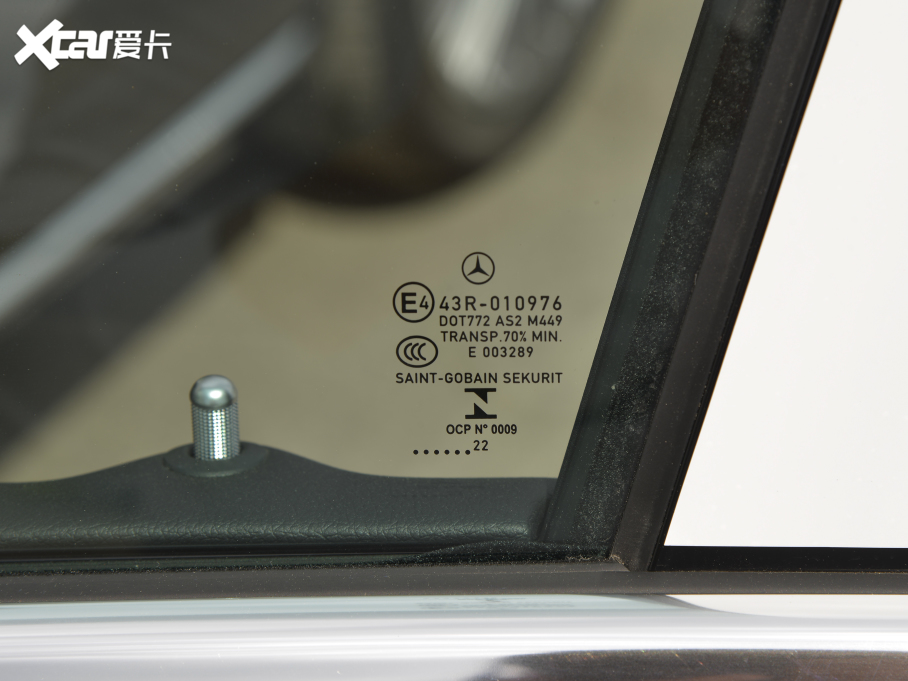 2022��YE�� �Ŀ�� E 300 L �r����