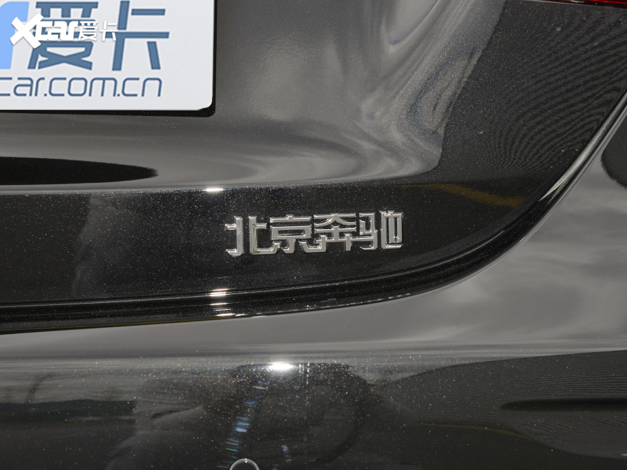 2022YE Ŀ E 300 L r