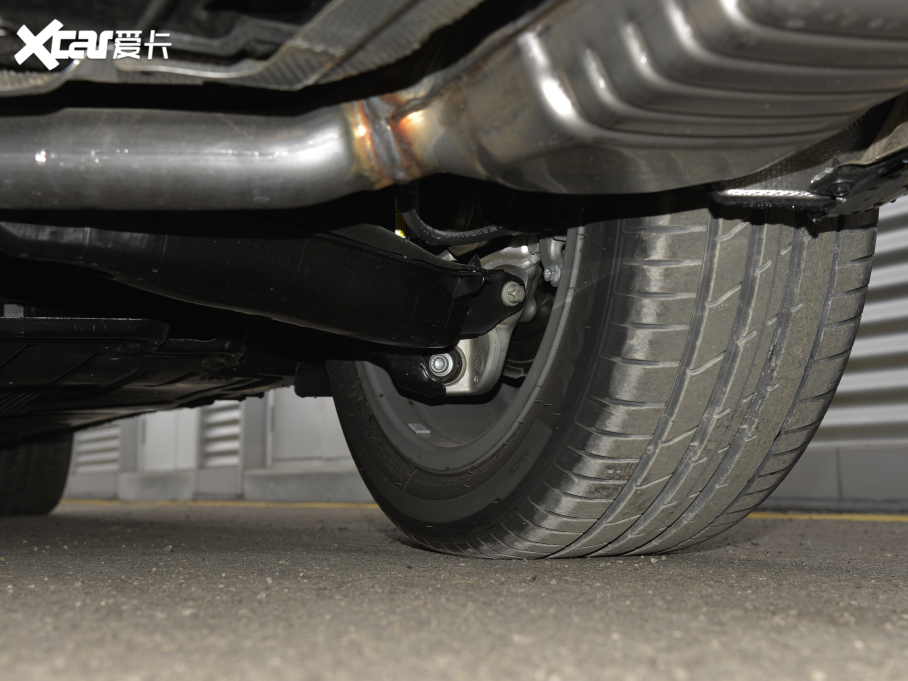 2022��YE�� �Ŀ�� E 300 L �r����