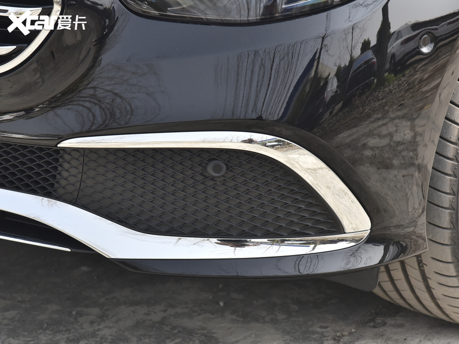 2022YE Ŀ E 260 L