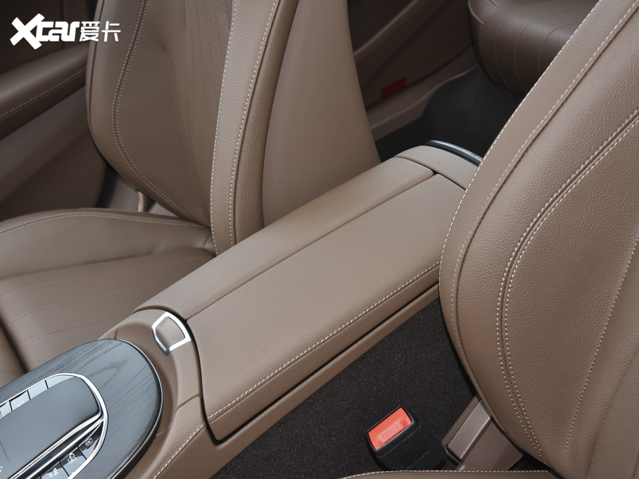 2022YE Ŀ E 260 L