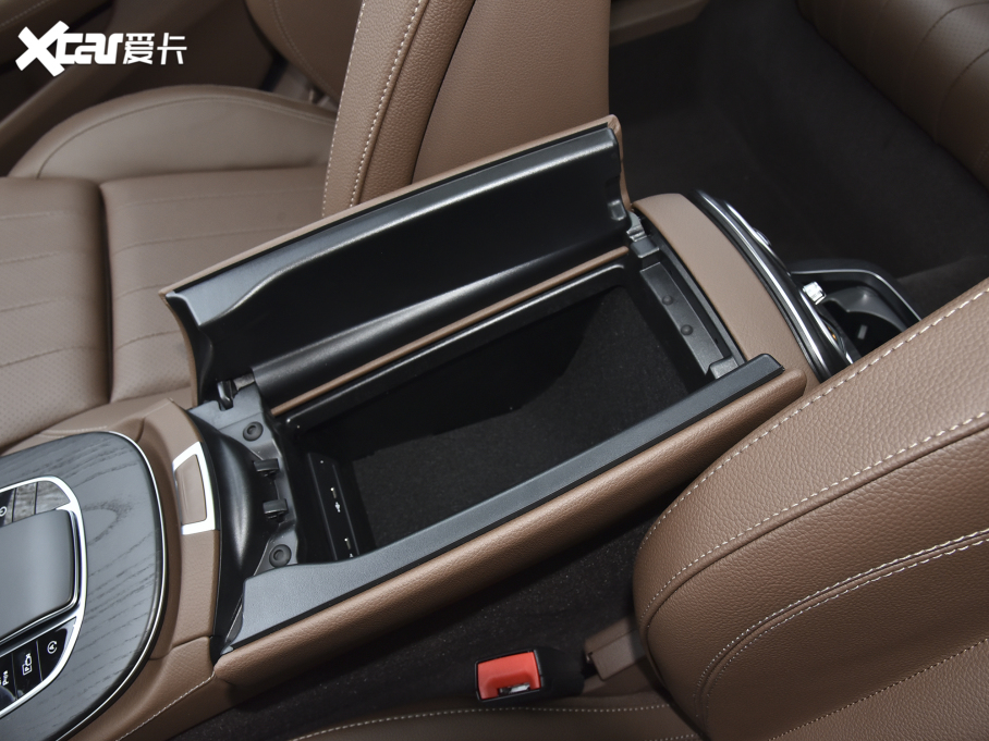 2022YE Ŀ E 260 L