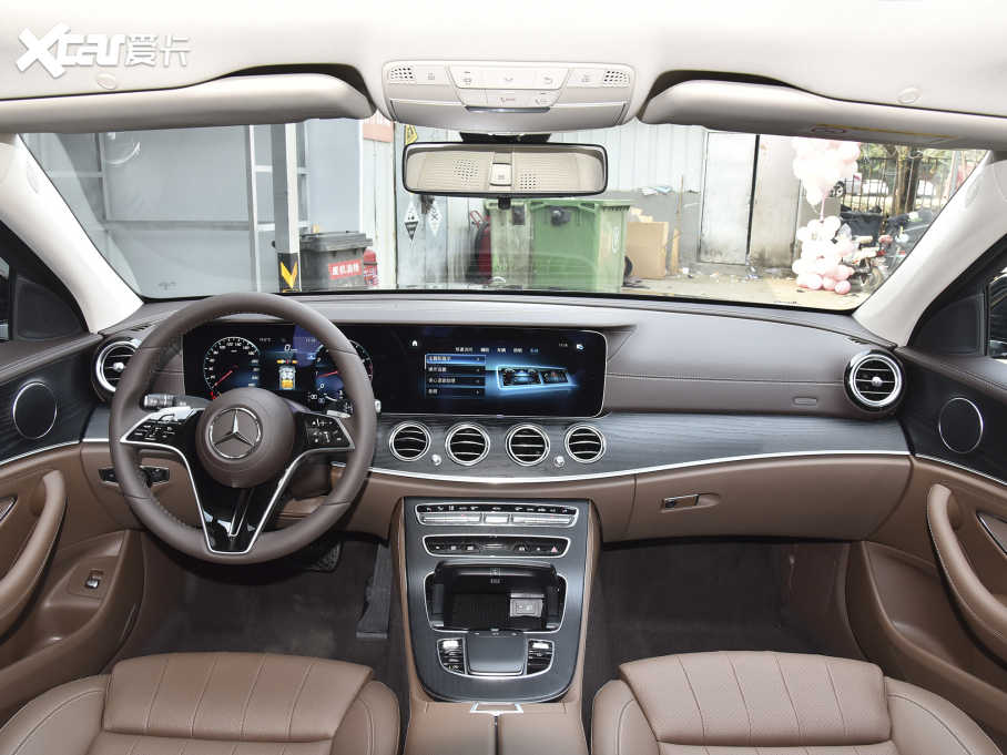 2022YE Ŀ E 260 L