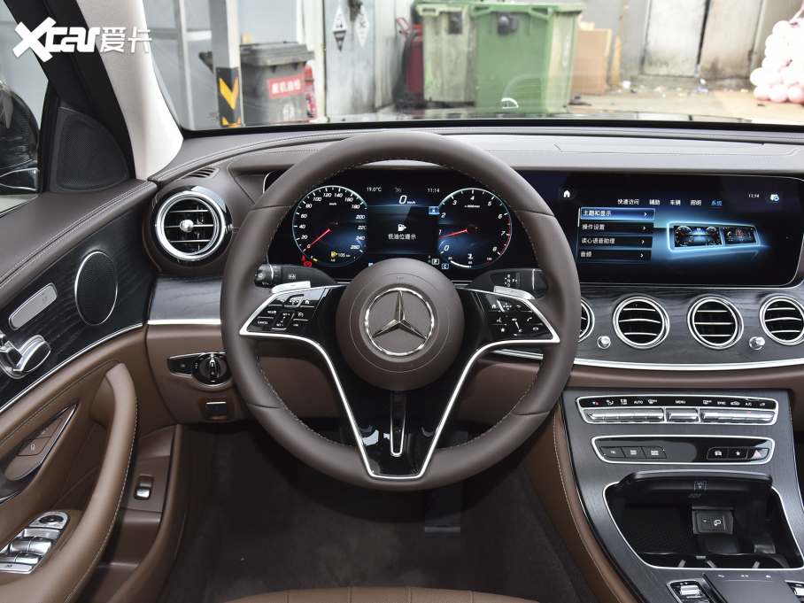 2022YE(j) Ŀ E 260 L