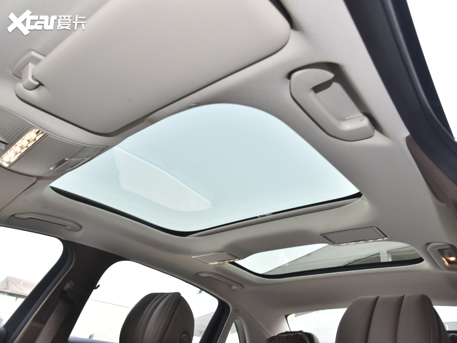 2022YE Ŀ E 260 L