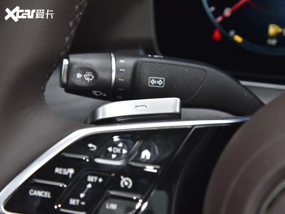 2022YE(j) Ŀ E 260 L