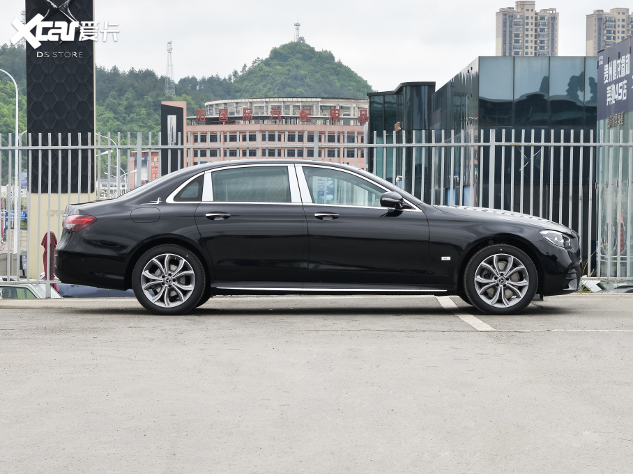 2022YE Ŀ E 300 L \F