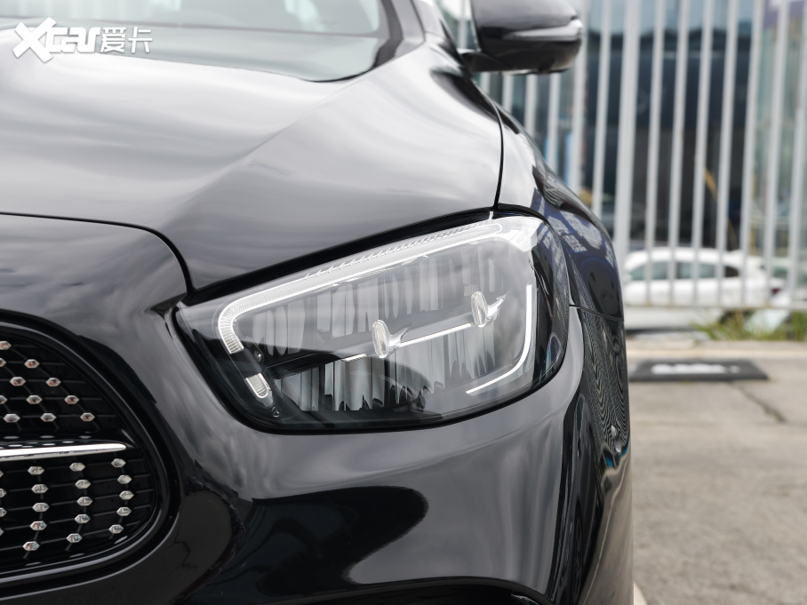 2022YE Ŀ E 300 L \F