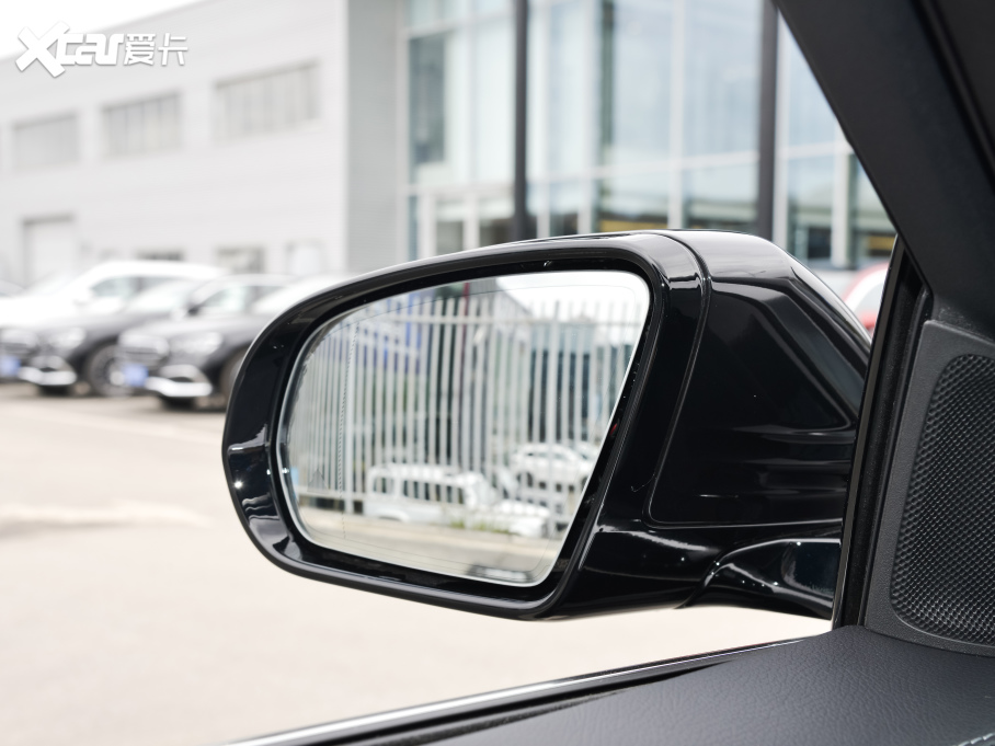 2022YE Ŀ E 300 L \F