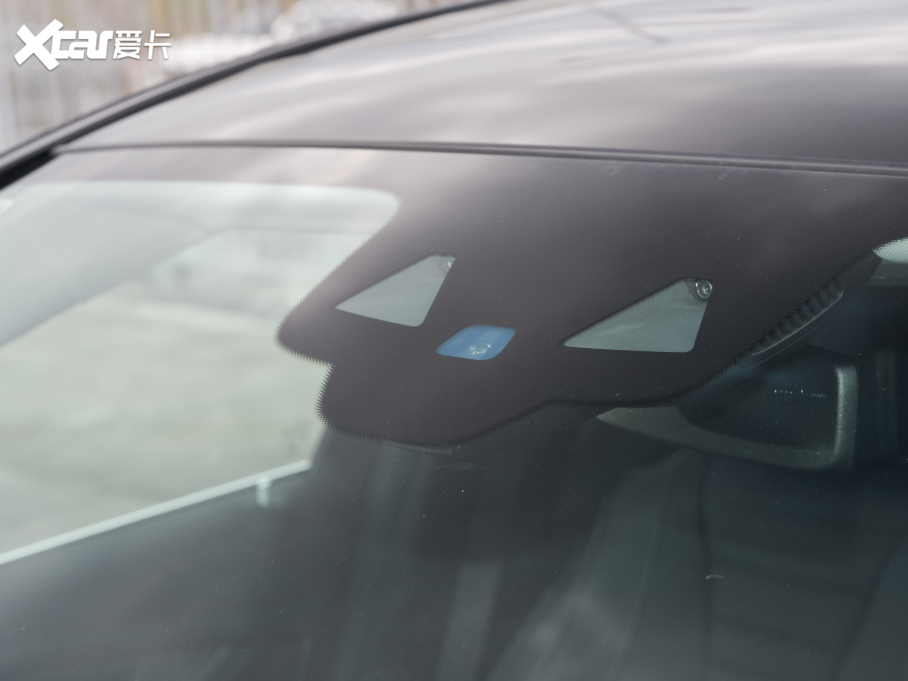 2022YE Ŀ E 300 L \F