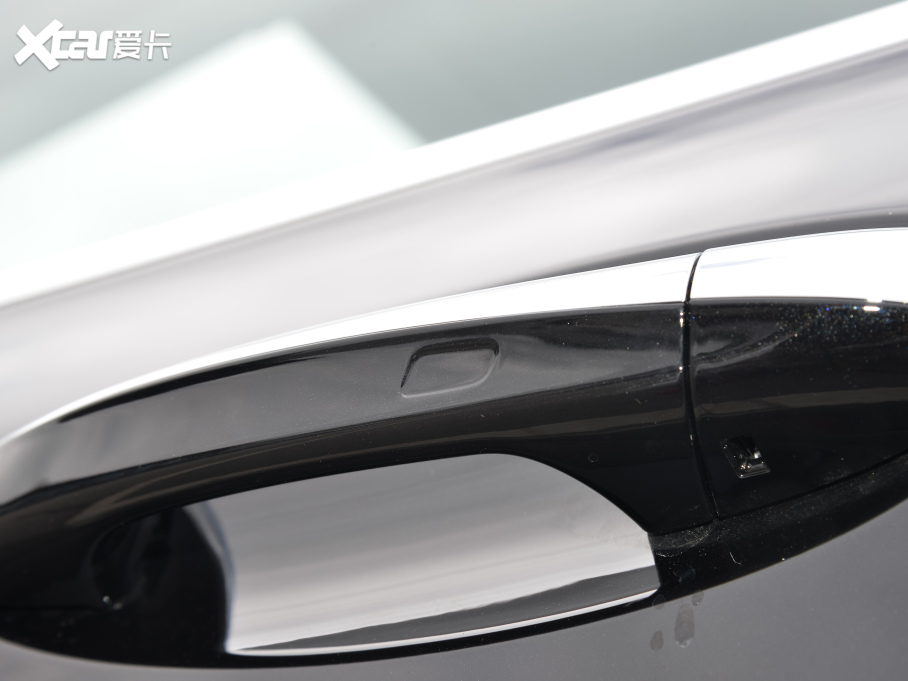 2022YE Ŀ E 300 L \(yn)F