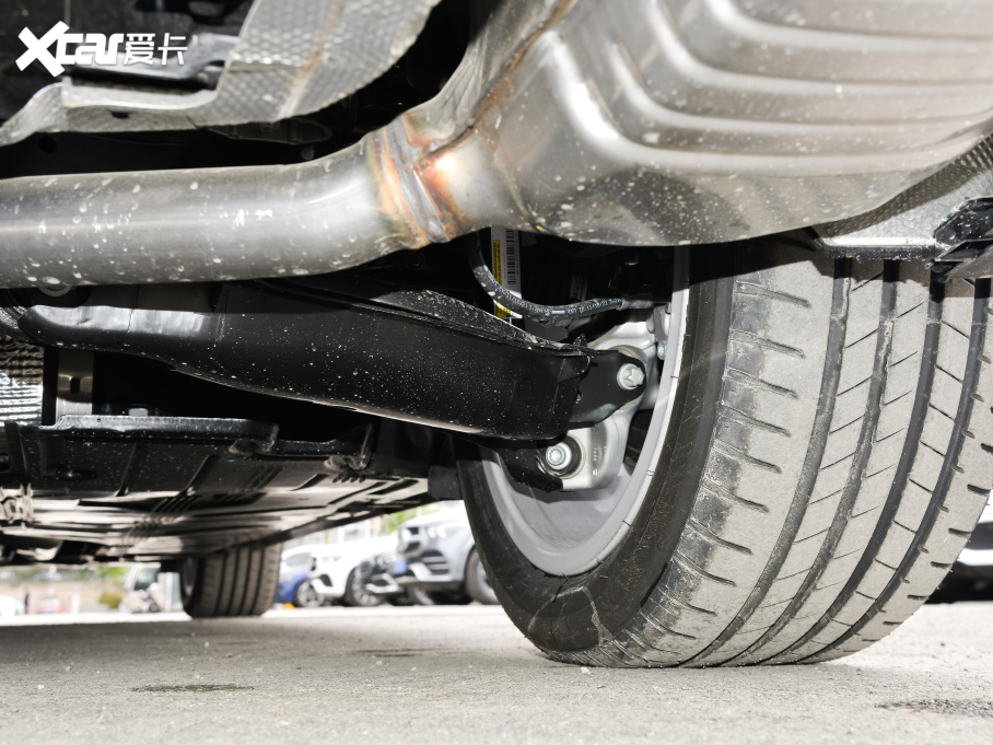 2022YE Ŀ E 300 L \F