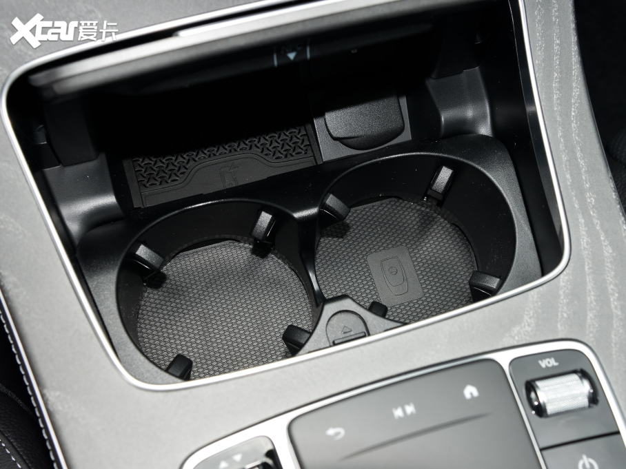 2022YE Ŀ E 300 L \F