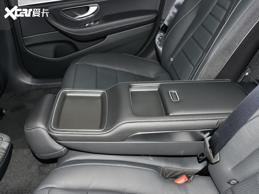 2022YE Ŀ E 300 L \F