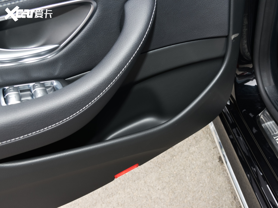 2022YE Ŀ E 300 L \F