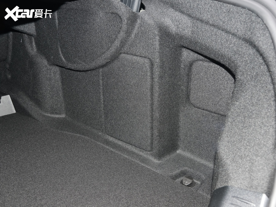 2022YE Ŀ E 300 L \F