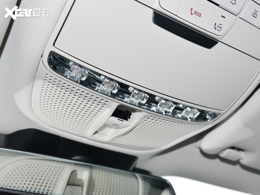 2022YE Ŀ E 300 L \(yn)F