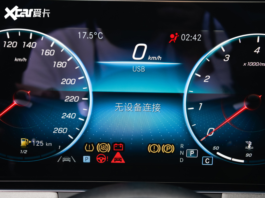 2022YE Ŀ E 300 L \F