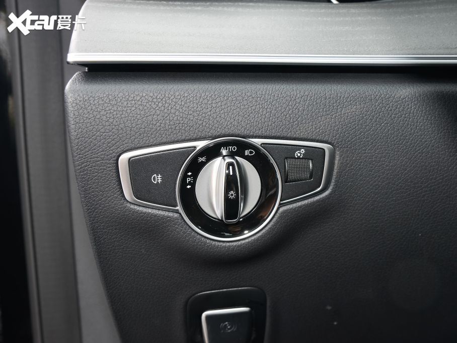 2022YE Ŀ E 300 L \F