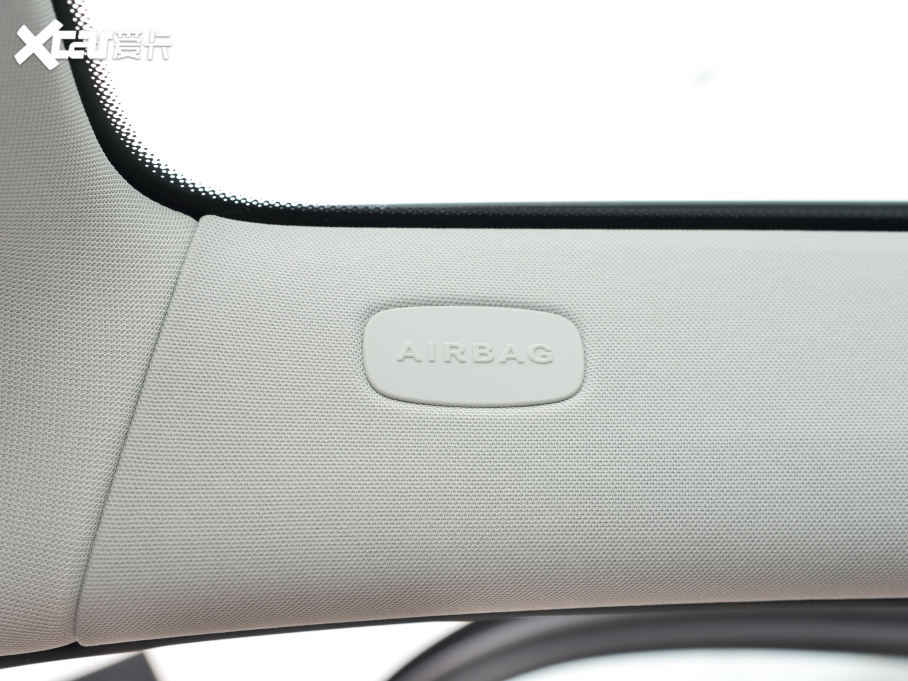 2022YE Ŀ E 300 L \F