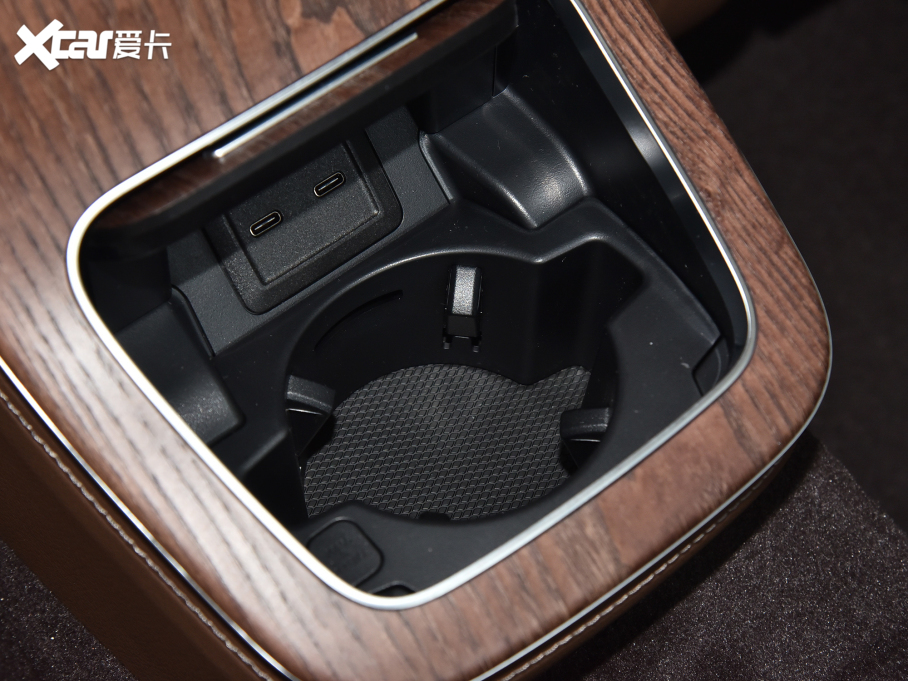 2022YE(j) Ŀ E 300 L r(sh)