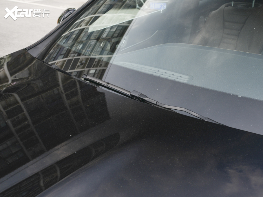 2022YE Ŀ E 300 L \ӺA