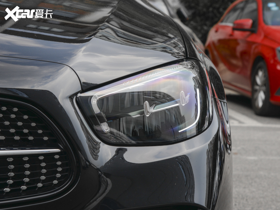 2022YE Ŀ E 300 L \ӺA