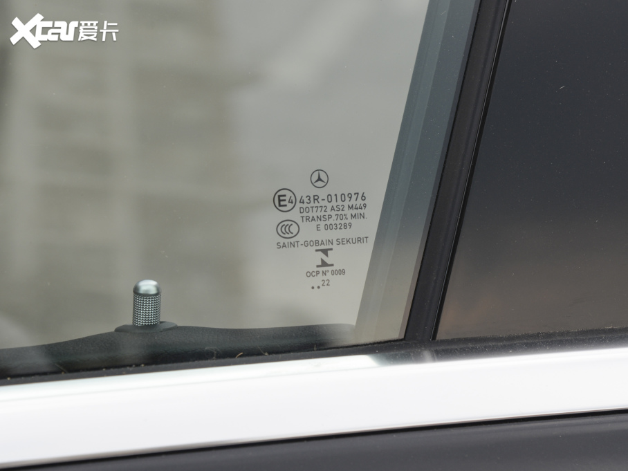 2022YE Ŀ E 300 L \ӺA