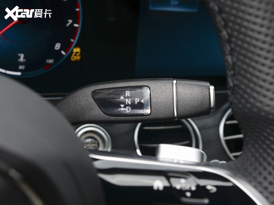 2022YE Ŀ E 300 L \ӺA