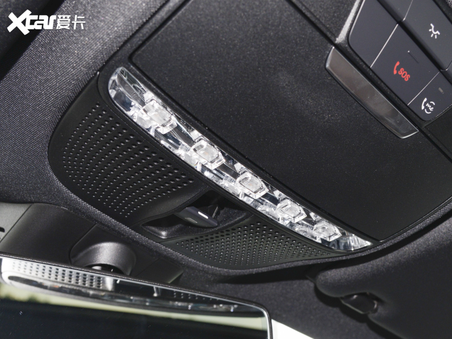 2022YE Ŀ E 300 L \ӺA