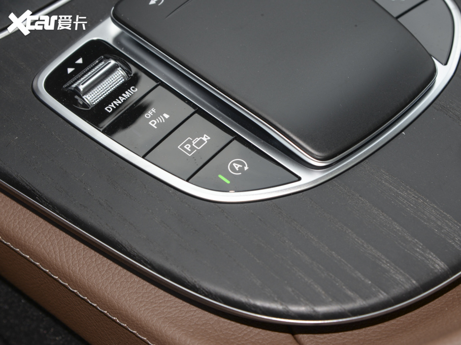 2022YE Ŀ E 300 L \ӺA