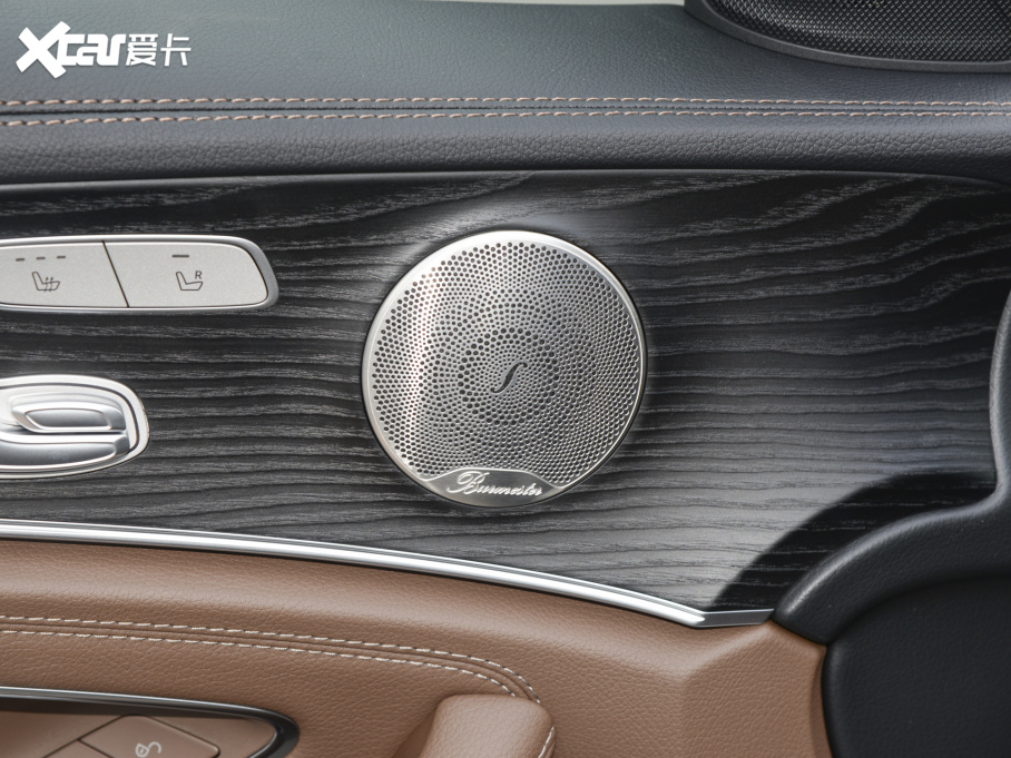 2022YE Ŀ E 300 L \ӺA