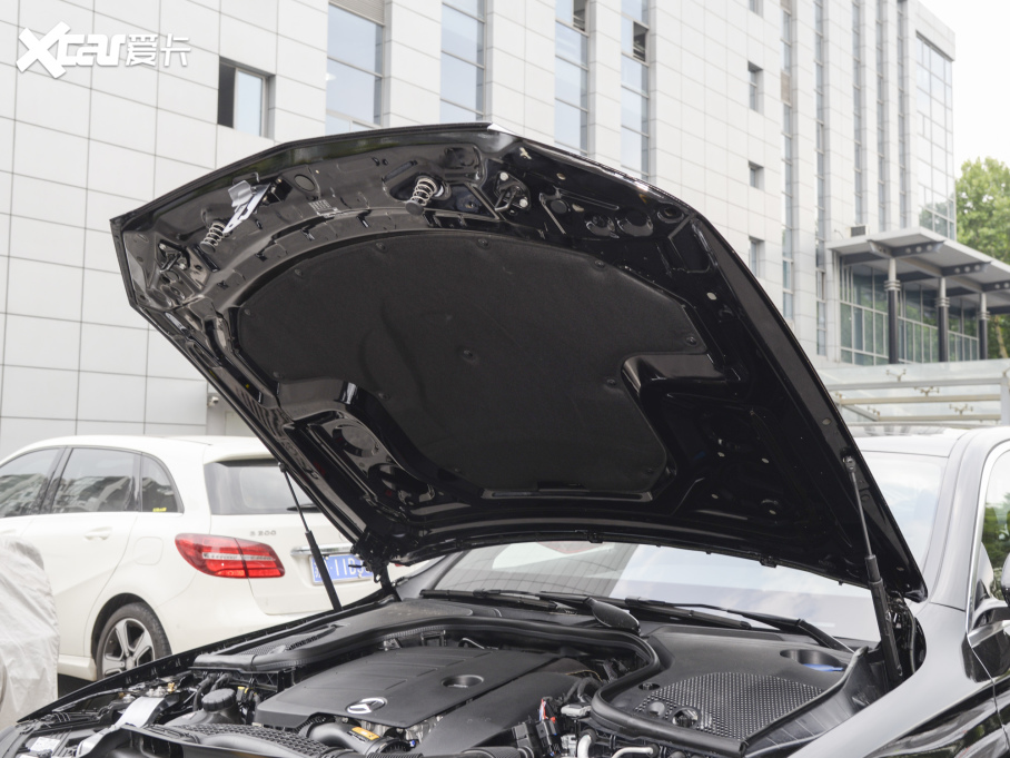 2022YE(j) Ŀ E 300 L \(yn)(dng)A