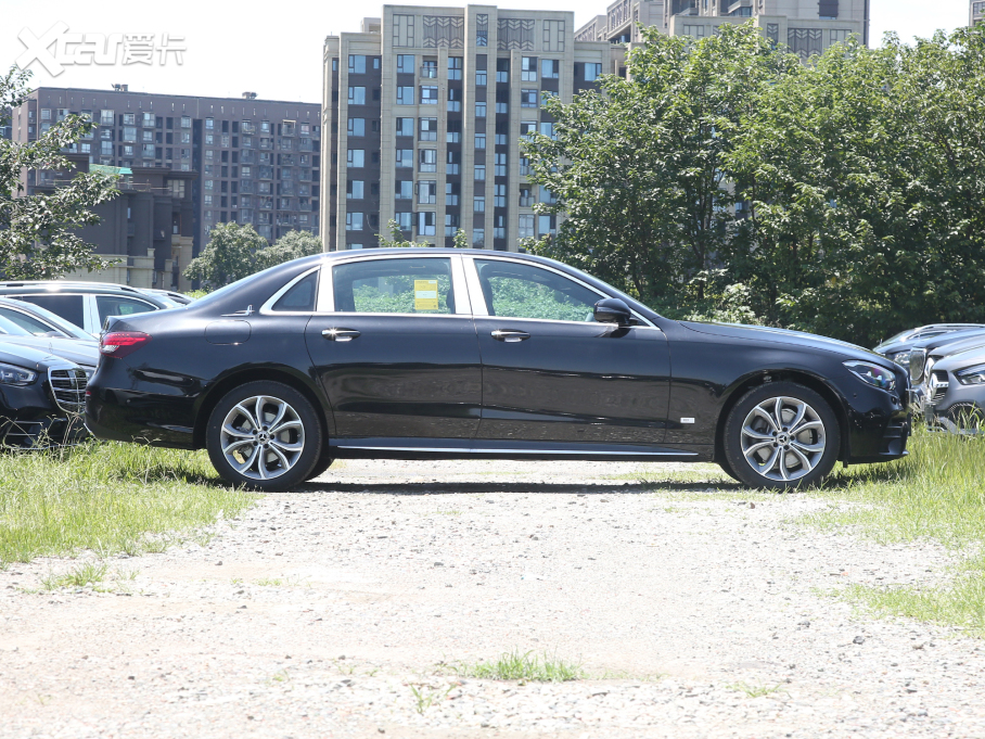 2022YE Ŀ E 300 L \ӕr