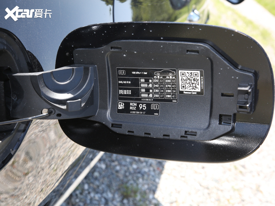 2022YE Ŀ E 300 L \ӕr