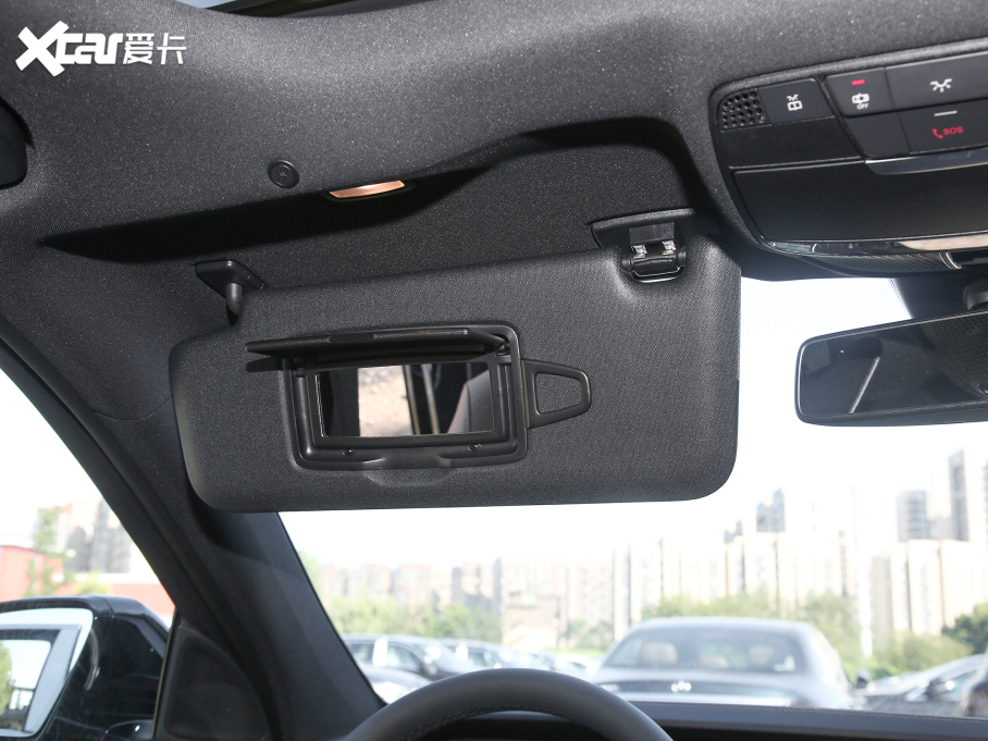 2022YE Ŀ E 300 L \ӕr