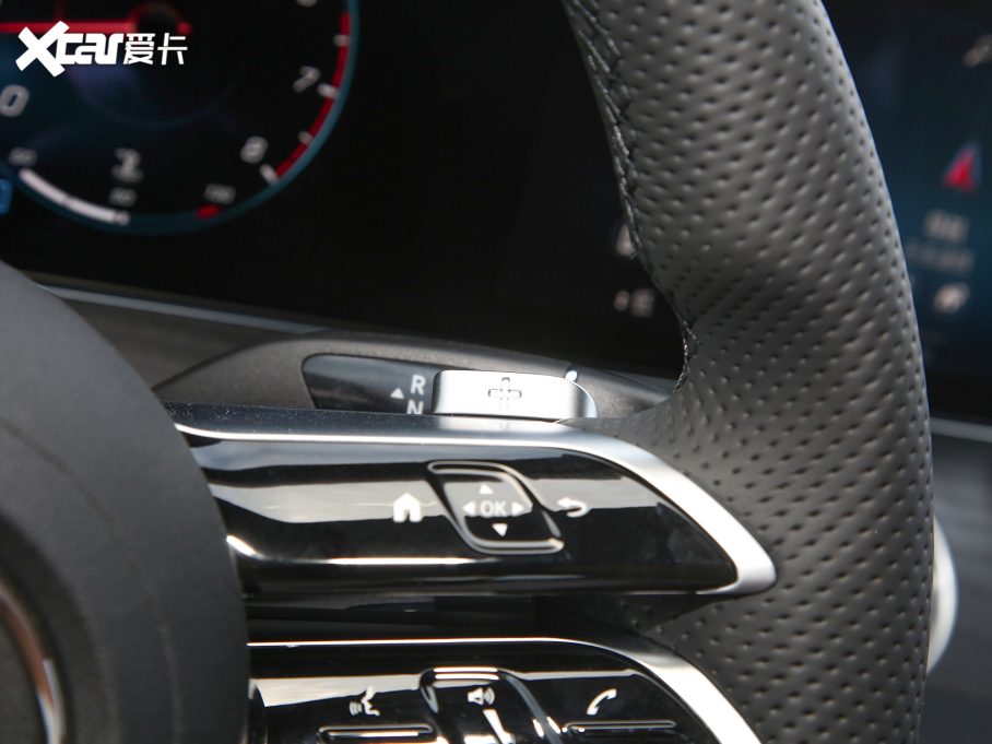 2022YE Ŀ E 300 L \ӕr