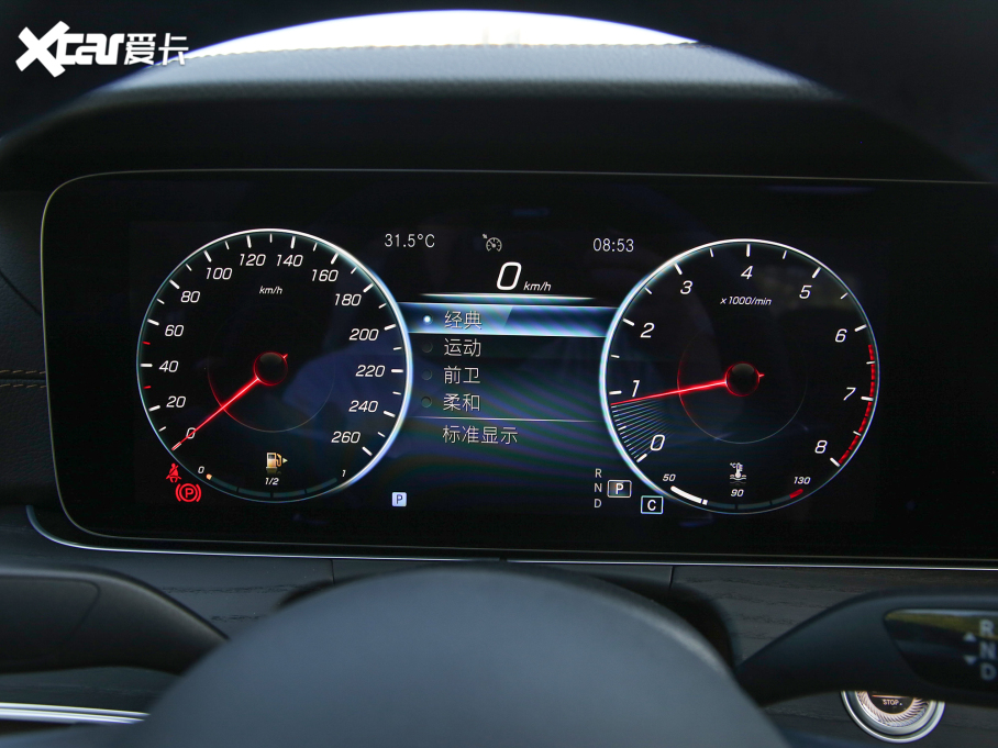 2022YE Ŀ E 300 L \ӕr